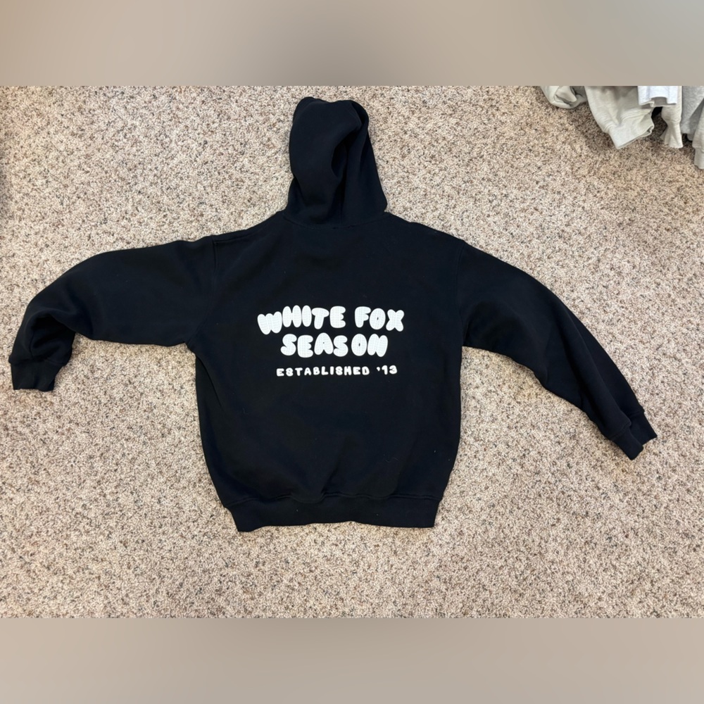 White Fox Puff Print Hoodie